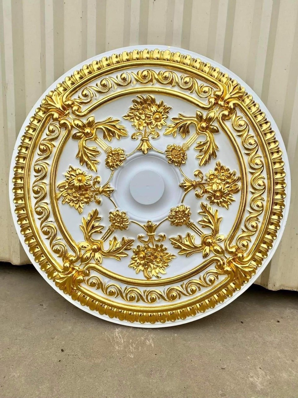 Mâm trần PU